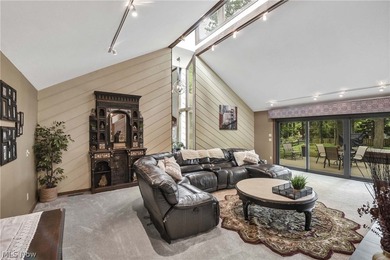 Beautiful contemporary home nestled in desirable Huntingwood - photo 7