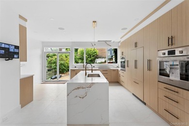 Discover modern luxury in this stunning new construction home - photo 8