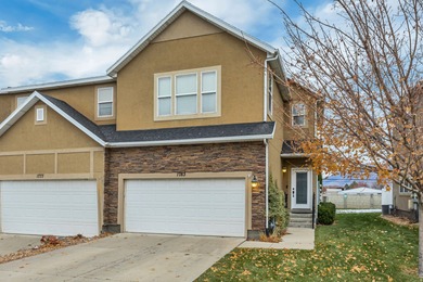 Lake Townhome/Townhouse For Sale in Spanish Fork, Utah