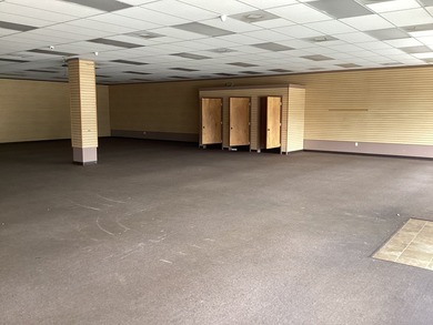 This 3500 square foot building built in 2008 has been home to