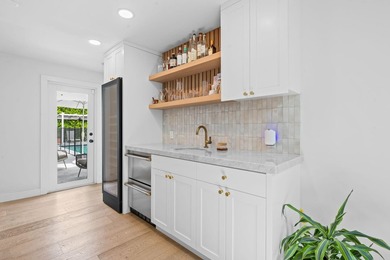 Nestled in Bermuda Riviera, this updated one-story residence - photo 11