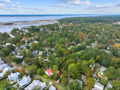 Don't miss this rare opportunity! This lovely corner lot - photo 15