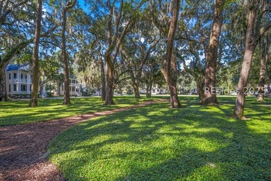 Don't miss this rare opportunity! This lovely corner lot - photo 18