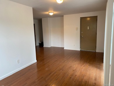 Welcome to 190 W 239th St. nestled in the highly sought-after - photo 21