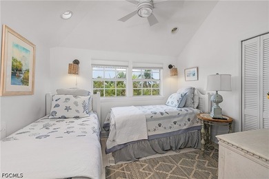 Introducing Laguna Cottage, a beautifully updated waterfront - photo 35