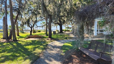 Don't miss this rare opportunity! This lovely corner lot - photo 35