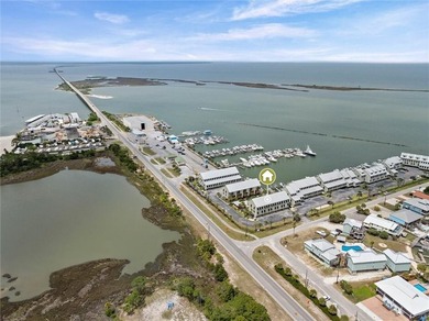 A boat slip come with townhomw in a gated community!!! if you've - photo 36