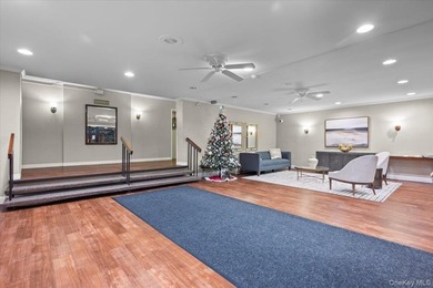 Welcome to Newport Towers - where timeless charm meets modern - photo 9
