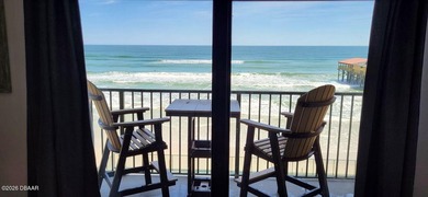 Newly Remodeled Oceanfront Condo This direct oceanfront - photo 6