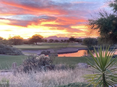 Lake Townhome/Townhouse For Sale in Saddlebrooke, Arizona