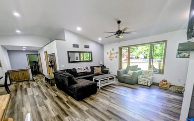Nestled in a quiet neighborhood, this freshly remodeled 3 - photo 5