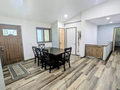 Nestled in a quiet neighborhood, this freshly remodeled 3 - photo 6