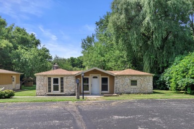 Lake Home For Sale in Mukwonago, Wisconsin