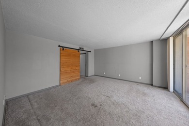 Welcome to the Grand Guadalupe Condominiums! This one-of-a-kind - photo 16