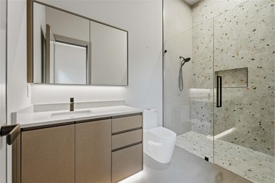 A contemporary Mediterranean lakefront masterpiece, this - photo 28
