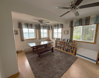 Motivated Seller! Recently remodeled 2-bed, 2-bath cottage on - photo 8