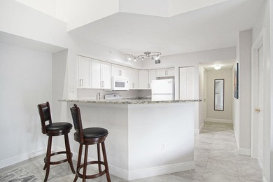 Welcome to this charming 3-bedroom, 2-bathroom with a GARAGE - photo 7