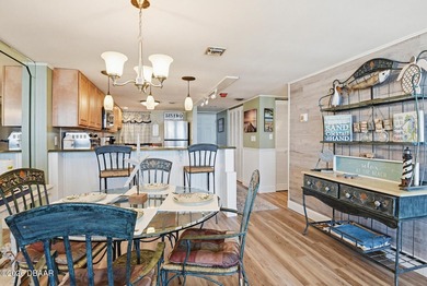 Oceanfront Ocean Views. Furnished. New pool, New seawall, direct - photo 8