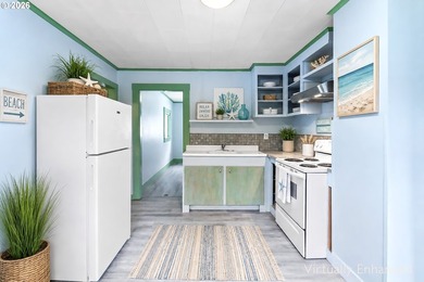 Adorable coastal cabin just steps from the ocean! This charming - photo 11