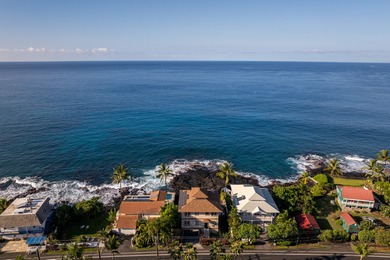 75-5952 Ali'i Dr is an exceptional oceanfront residence in