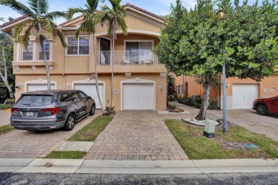 Motivated seller! This move-in-ready 2-bedroom, 2-bath townhome - photo 22