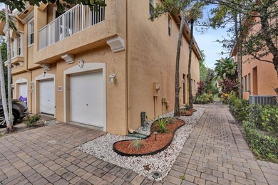 Motivated seller! This move-in-ready 2-bedroom, 2-bath townhome - photo 23