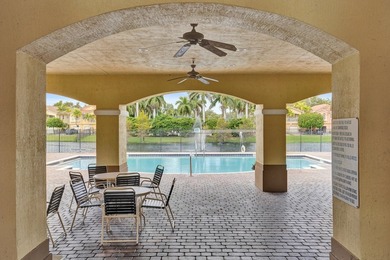 Motivated seller! This move-in-ready 2-bedroom, 2-bath townhome - photo 25