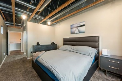 Just SNAP and you're in downtown Royal Oak! Nearly 1,800 square - photo 31