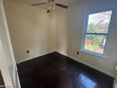 Welcome home to this bungalow near the Waterloo Arts District of - photo 10