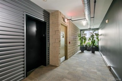 Just SNAP and you're in downtown Royal Oak! Nearly 1,800 square - photo 42