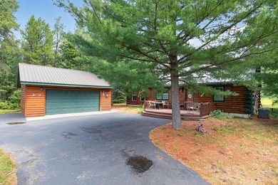 Well maintained and cared for, this charming log home retreat - photo 2