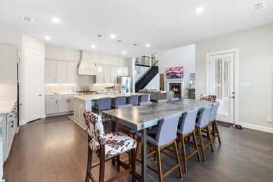 Rare opportunity to own a 5-bedroom, 4-bath home with FOUR - photo 8