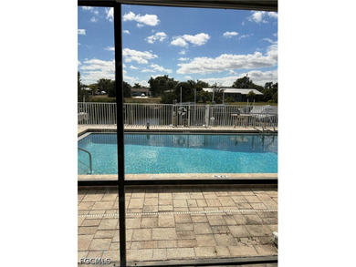 Gulf Access 2 bed 2 bath 1 car carport condo with 10k boat lift - photo 3