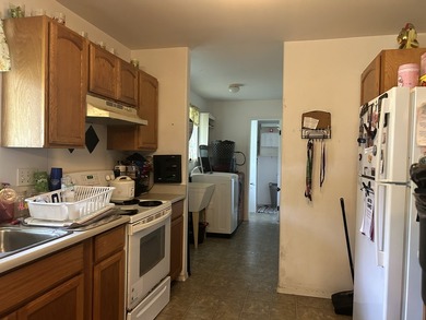 Located in the Hawaiian Beaches subdivision, this - photo 4