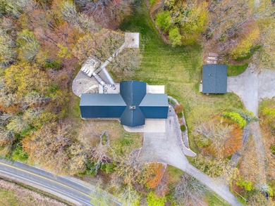 Located in the heart of it all! Luxury Northwoods Retreat on 5+ - photo 9
