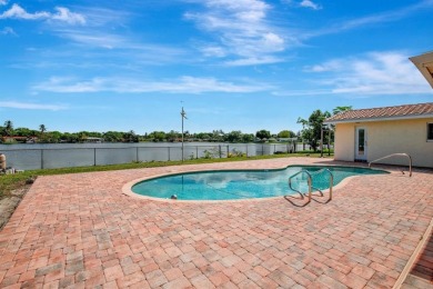 Lake Home For Sale in Plantation, Florida