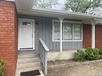 Lake Dunlap Home For Sale in New Braunfels Texas