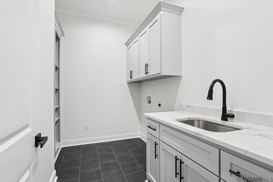 Welcome to this beautifully designed 4-bedroom, 3-bath home in - photo 13