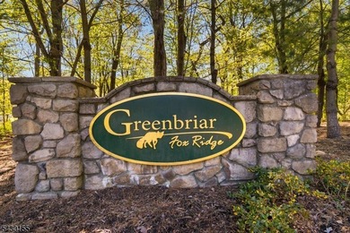 Beautifully appointed and impeccably maintained, this stunning - photo 1