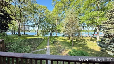 WATERFRONT RETREAT ON ALL SPORTS NORTH LAKE...Experience the - photo 8