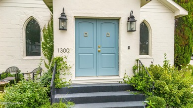 Wonderful Location and Wonderful Cottage! This beautifully - photo 3