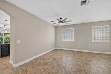 Discover the perfect blend of luxury, privacy, and - photo 11