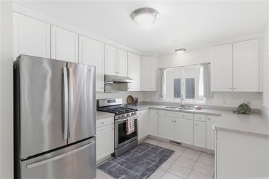 Welcome to 770 Bel Arbor Trail, where refined first-floor living - photo 12