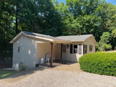 Raccoon Lake, Lake Access - Lake Home For Sale in Rockville, Indiana