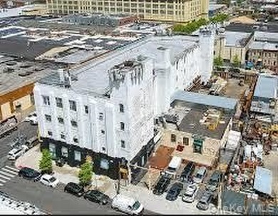 Rare opportunity to acquire a well-located multi-story - photo 6