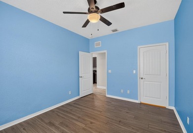 Discover the perfect blend of luxury, privacy, and - photo 27