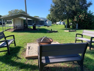 Lake Home For Sale in Dundee, Florida