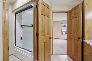 Grand double-door entry with sidelites and radius transom opens - photo 32