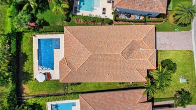 Discover the perfect blend of luxury, privacy, and - photo 38