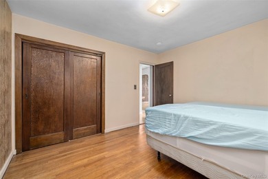 Solid Sprawling 3 Bedroom, Brick Ranch with full basement - photo 8